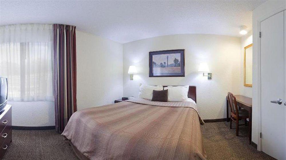 Sonesta Simply Suites Birmingham Hoover Exteriör bild
